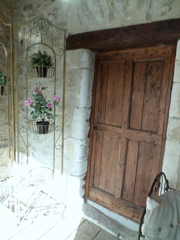 Hotel Le Mouleyras à Saint-Montan Extérieur photo