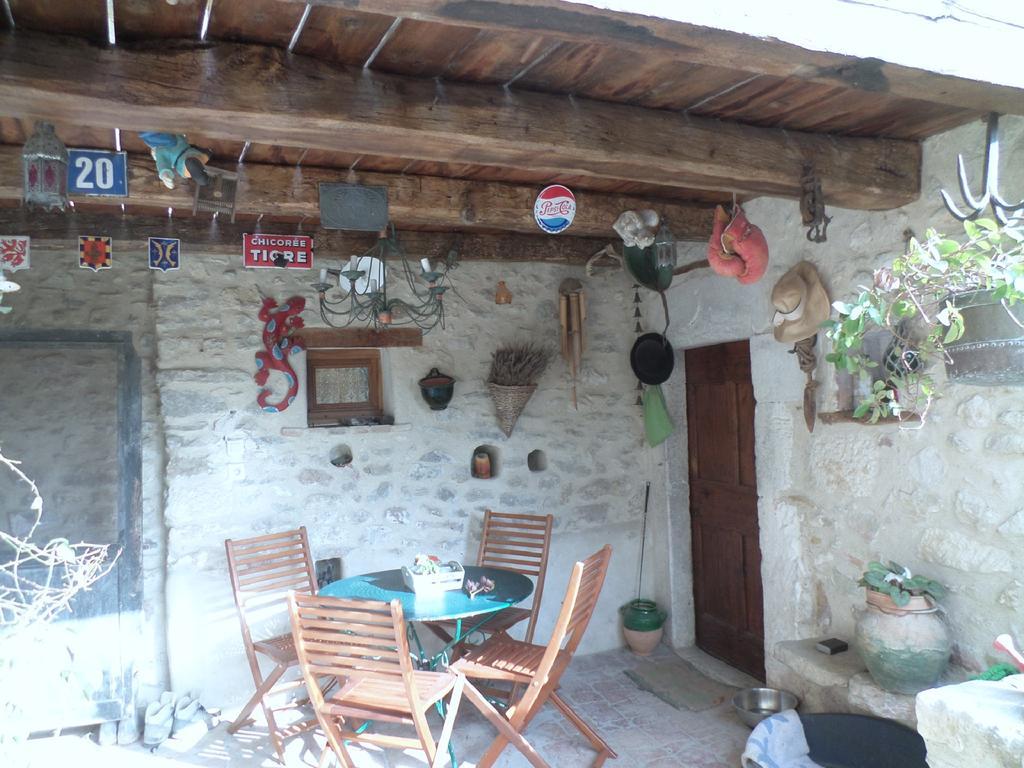 Hotel Le Mouleyras à Saint-Montan Extérieur photo