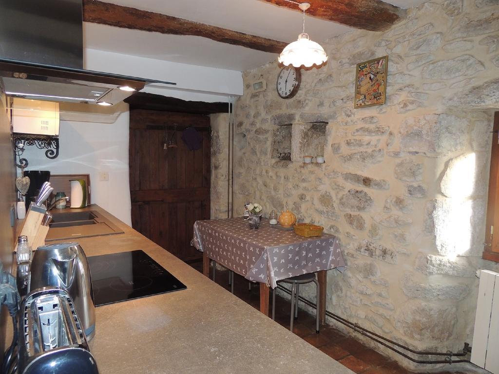 Hotel Le Mouleyras à Saint-Montan Extérieur photo
